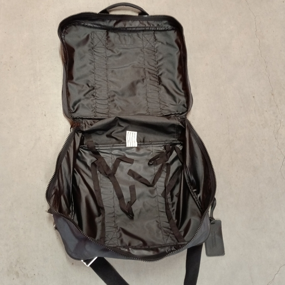 Lands' End Lighthouse Square Luggage Gray & Black - Picture 8 of 10